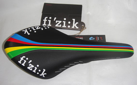 PARTS_SADDLE_FIZIK_R.